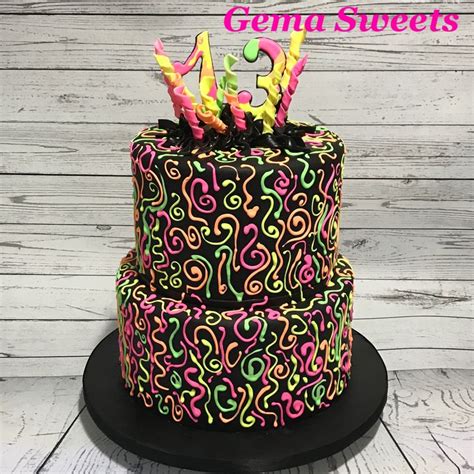 Glow In The Dark Cake By Gema Sweets Lights On Glow Stick Party