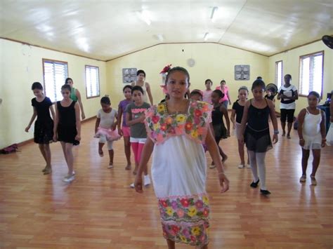 SP Culture Committee sponsors traditional Mestizo dance workshop - The ...