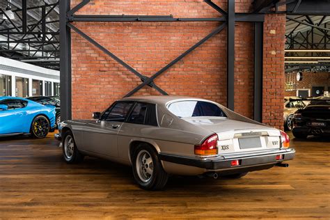 Jaguar XJS Gold 5 Richmonds Classic And Prestige Cars Storage