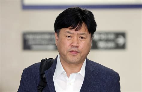 검찰 김용 전 부원장에 알리바이 제공 증인 구속영장위증 혐의 사회일반 사회 뉴스 한겨레