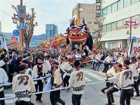 【写真・画像】唐津くんち、曳山14台が勇壮に各町内を巡る！ 11月4日は「翌日祭」 まちの話題 佐賀新聞ニュース 佐賀新聞