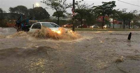 Chuva causa desabamentos inundações e estragos na Grande BH Gerais