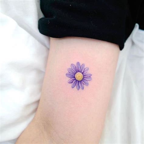 Bellissimi Tatuaggi Con Fiori E Significato