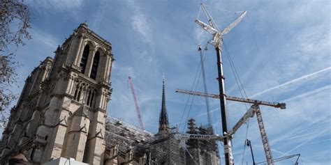 Notre Dame de Paris la cathédrale fait peau neuve trois mois jour