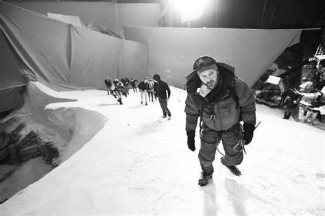 Behind the Scenes of Everest With Jake Gyllenhaal, Jason Clarke, and ...