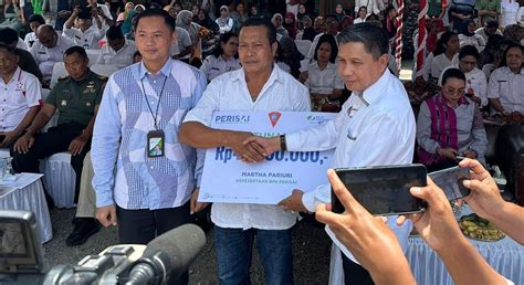 Bpjamsostek Maluku Serahkan Santunan Jkm Di Ambon Kabartimurnews