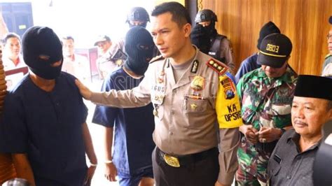 Polisi Tembak Perampok Truk Muat Rokok Senilai Rp 3 9 Miliar Di Madiun