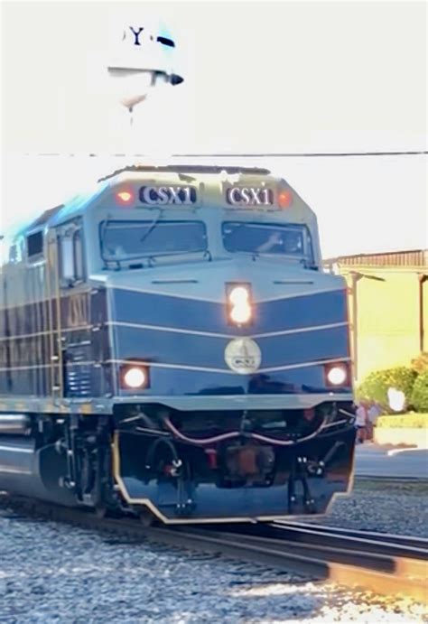 Csx Executive Train Passes Through Troy The Troy Messenger The Troy