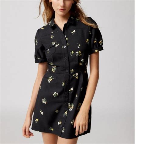 Urban Outfitters Dresses Uo Carla Collared Floral Mini Dress Black Ditsy Flower Button Up