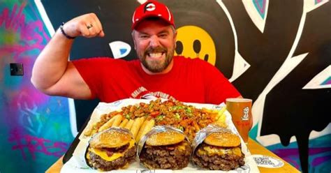 Randy Santel The Us Tiktok And Youtube Star Takes On Huge 35kg