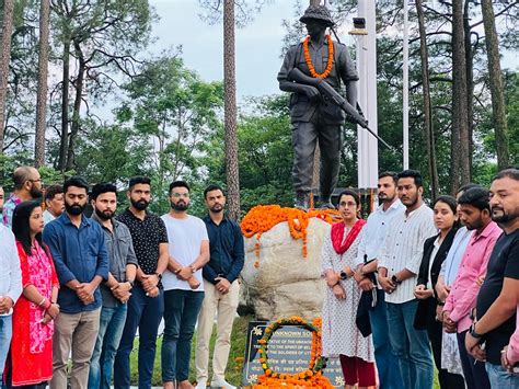 Dehradun कारगिल विजय दिवस पर मां भारती के वीर सपूतों को श्रद्धा सुमन