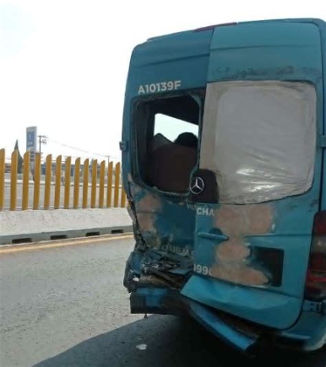 Choque de unidades de transporte público sobre la México Puebla deja