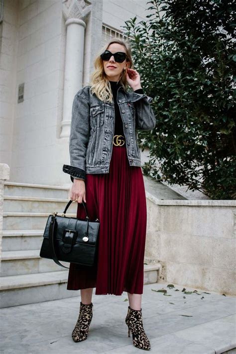 10 Ways To Wear A Maroon Skirt