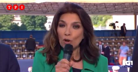 Festa Della Repubblica 2023 Gaffe Di Elisa Anzaldo Al Tg1 Il 2