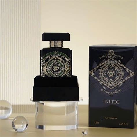 N C Hoa Unisex Initio Parfums Prives Oud For Happiness Xixon Perfume