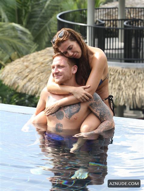 Imogen Townley Sexy In A Multicolored Bikini On Holiday At The Pool In Thailand April