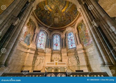 Interior View of the Basilica of the Sacred Heart of Paris Editorial ...