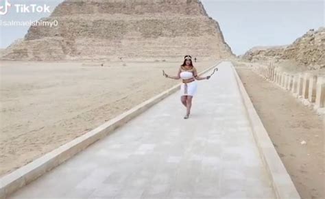 Model And Photographer Arrested Over Sexy Photo Shoot At Ancient Pyramid The Standard