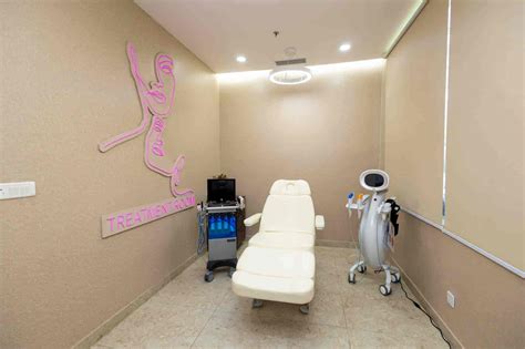 Top Dermatologists Near Pvr Cinemas New Town Kolkata Best Skin