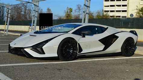 Lamborghini Sian Fkp 37 Spotted Looking Like A Ufo On Wheels