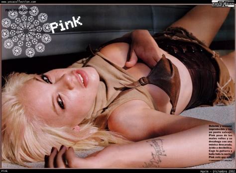 Naked розовый Added 07 19 2016 by Jeff McHappen