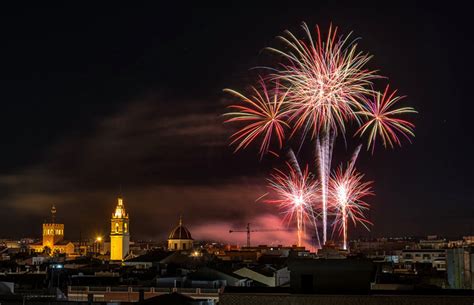 Teatre M Sica I Focs Artificials Portagonitzen Les Festes Destiu D