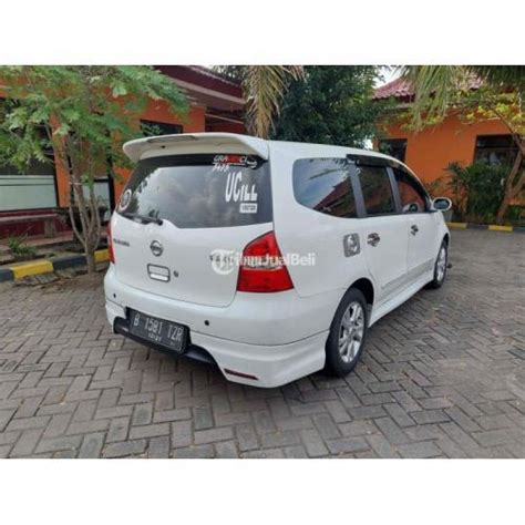 Mobil Nissan Grand Livina Xv Putih Seken Siap Pakai Di Ngawi