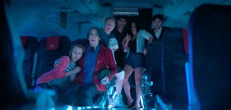 Ocean Plane Crash Underwater Survival Thriller 'No Way Up' Trailer ...