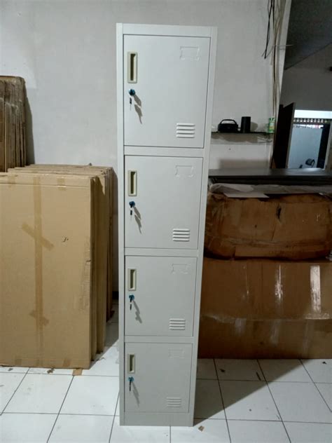 Locker Besi 4 Pintu Bandung Kursi Kantor Kursi Kantor Bandung