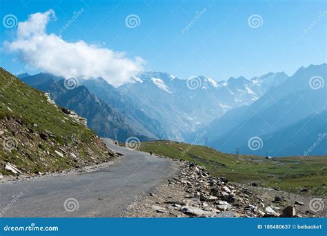 Beautiful Scenic View From Rohtang La Rohtang Pass In Manali Himachal