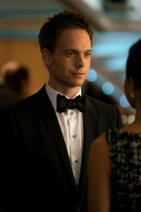 Patrick J Adams Mike Ross Suits Suits Tv Series Suits Harvey