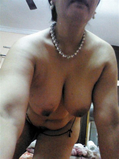 Desi Aunty Nagma Hot Pics Pics XHamsterSexiezPicz Web Porn