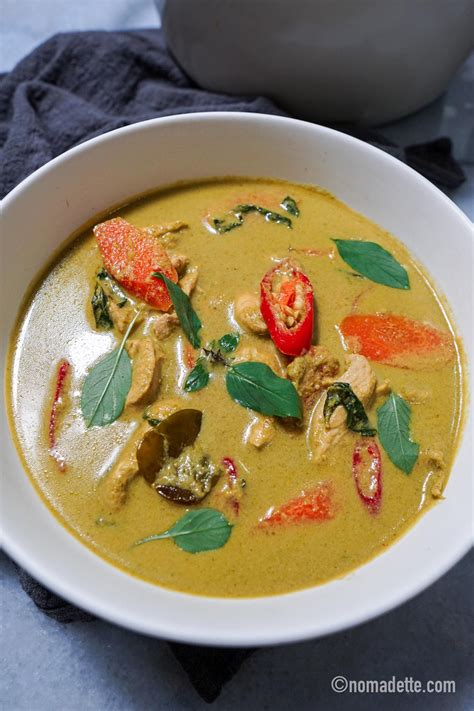 Thai Green Curry Chicken Gaeng Khiao Waan Gai Nomadette Recipe