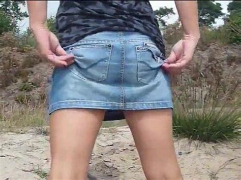 Female With A Sexy Ass Tinkled ThisVid