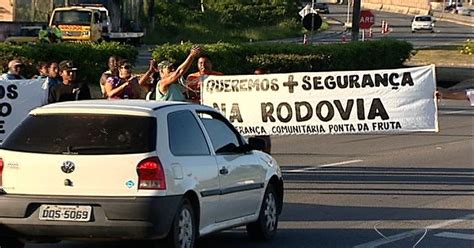 G1 Moradores Fecham Rodovia Do Sol Em Protesto Na Grande Vitória