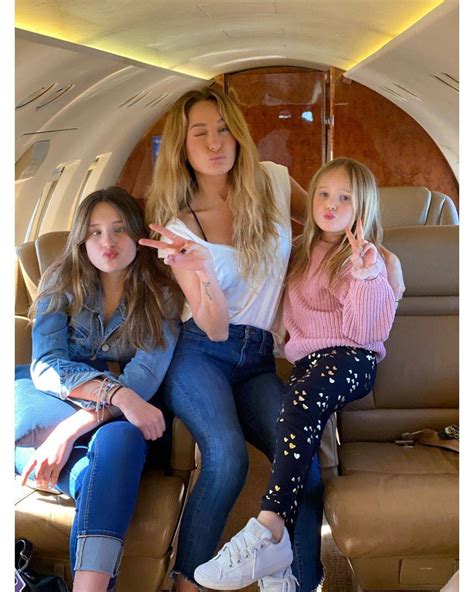 Geraldine Baz N Presume Sus Vacaciones En Bikini Y Muestra Que Las Mam S De Son Sexis Nueva