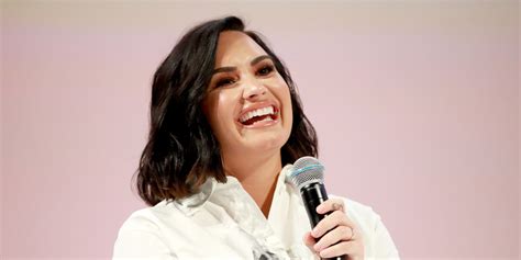 Demi Lovato Announces Sex Toy The ‘demi Wand Demi Lovato Just