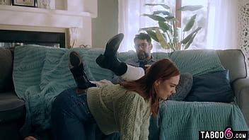 Un Marido Dominante Que Controla A Su Esposa Hace Que Ella Quiera Dejarlo XVIDEOS