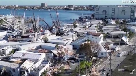 États Unis les sinistrés de Floride sous le choc après le passage de