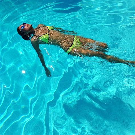 El Bikini De Tri Ngulo Cl Sico El M S Demandado Por Las Bloggeras