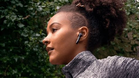 ONESONIC BXS HD1 True Wireless Stereo Earphones Fit Snuggly Into The