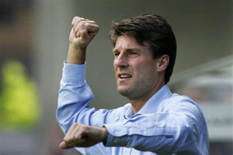 Laudrup advarer mod hurtige hollændere BT Sport bt dk