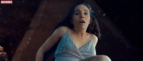 Naked Daria Cherkasskaia In The Flowers I Ve Ruined