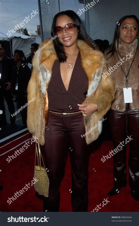 10 Hot Sexy Arnelle Simpson Bikini Pics