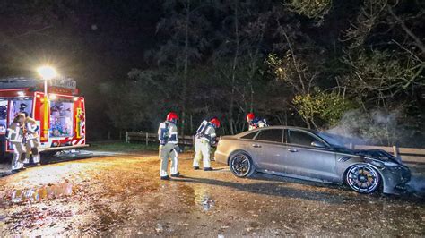 Auto Uitgebrand In Naarden Politie Doet Onderzoek Noordhollands Dagblad