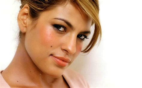 Movie Nation Interview Hot Mamma Eva Mendes Movie Nation