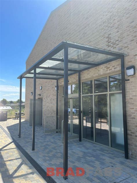 Stainless steel canopy by Bradfabs