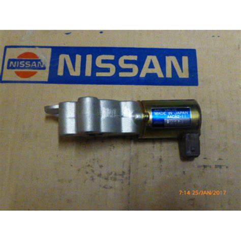 Original Nissan Bluebird Prairie M11 IACV AAC Ventil 23781D3511