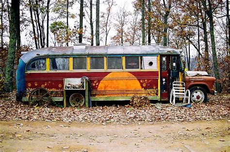 Hippie Bus | Hippie bus, Bus, House on wheels