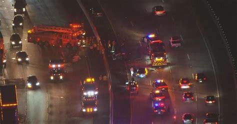 At Least 1 Killed In Multi Vehicle Crash On 101 Freeway Near Calabasas